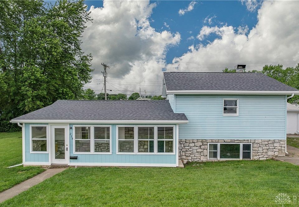1st image of 218 Downs Ave