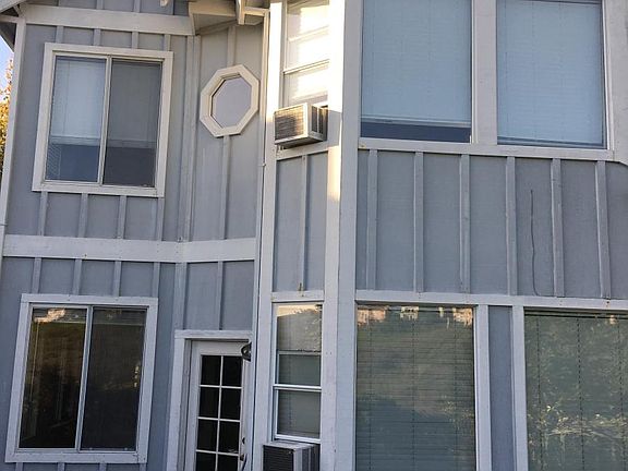 3rd image of 55 Cliff Walk Dr