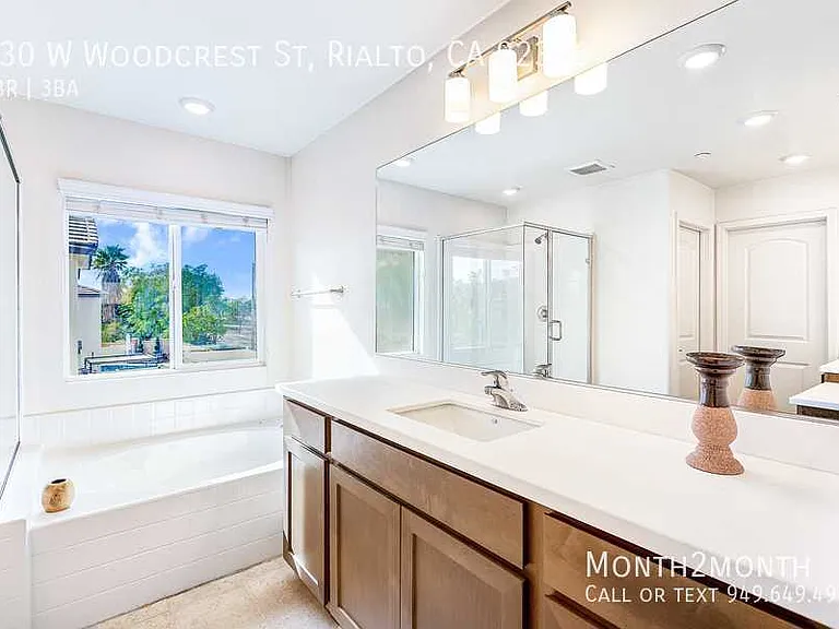 630 W Woodcrest St — Photo 66