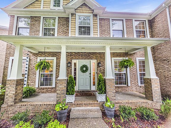 2nd image of 304 Forest Bend Dr