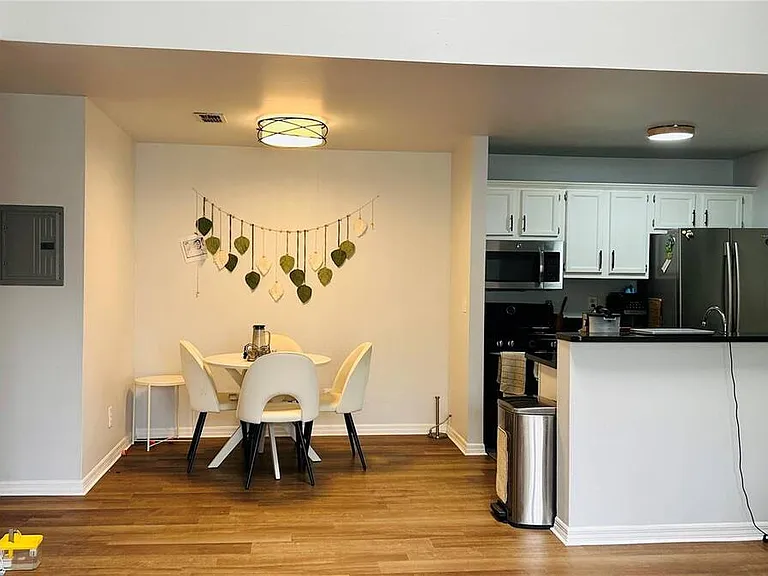 6010 Westgate Dr #303 — Photo 11
