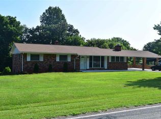 5074 Harris Farm Rd, Hickory, NC 28602