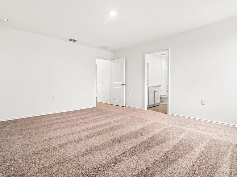 907 Stricker Path — Photo 22