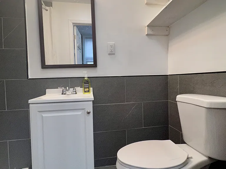 1348 S Corlies St — Photo 4