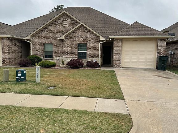 3rd image of 3986 Mobley Ln #3986