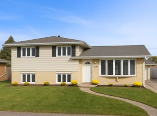 6538 106th Pl, Chicago Ridge, IL 60415