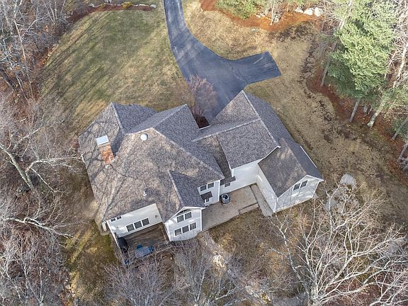 4th image of 4 Cheshire Ct