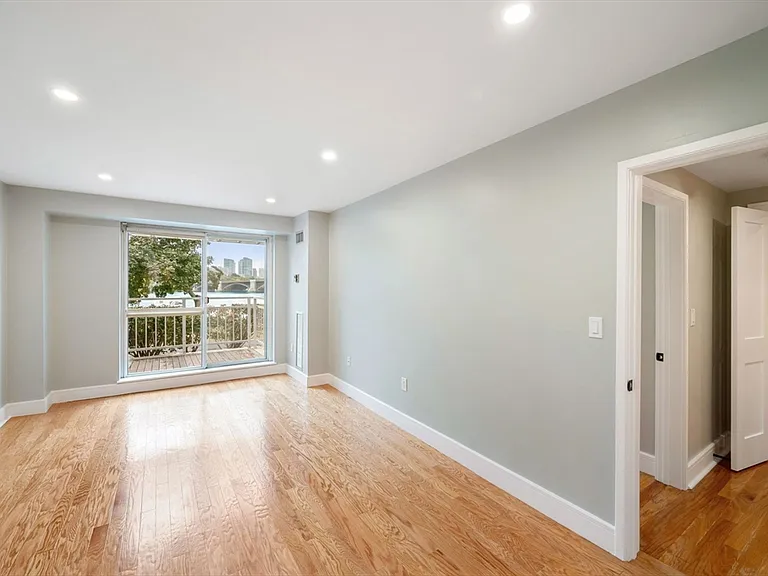 75-83 Cambridge Pkwy #101 — Photo 15