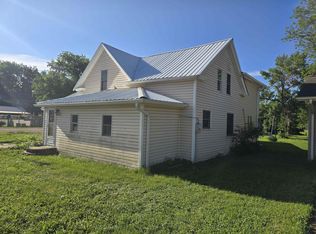 150 South St, Akron, IA 51001