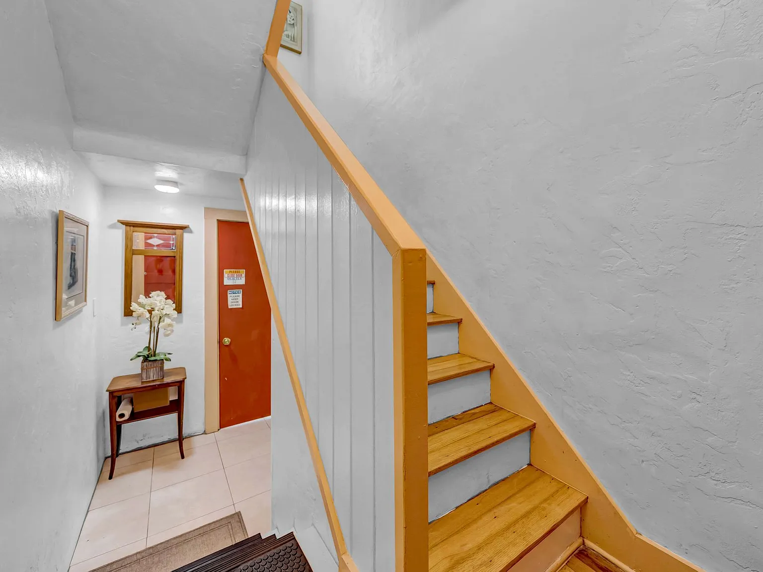 San Juan Apartments — Photo 4