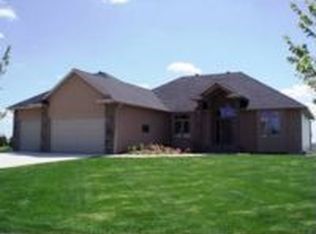 713 Augusta Pl, West Fargo, ND 58078