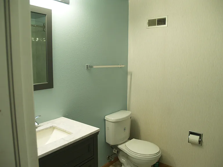 2419 S Gray Dr — Photo 21