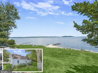 4035 Chesapeake Dr, Edgewater, MD 21037