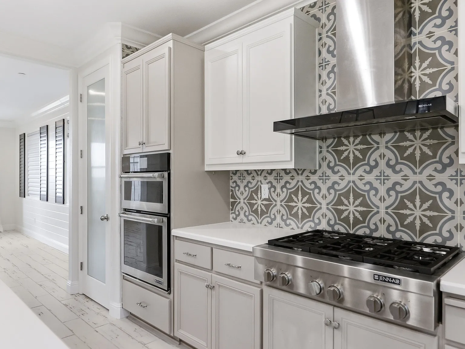 5 bed, 3130 sqft, $4,500 — Photo 4