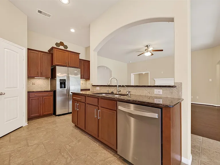 111 Pheasant Run Dr — Photo 17