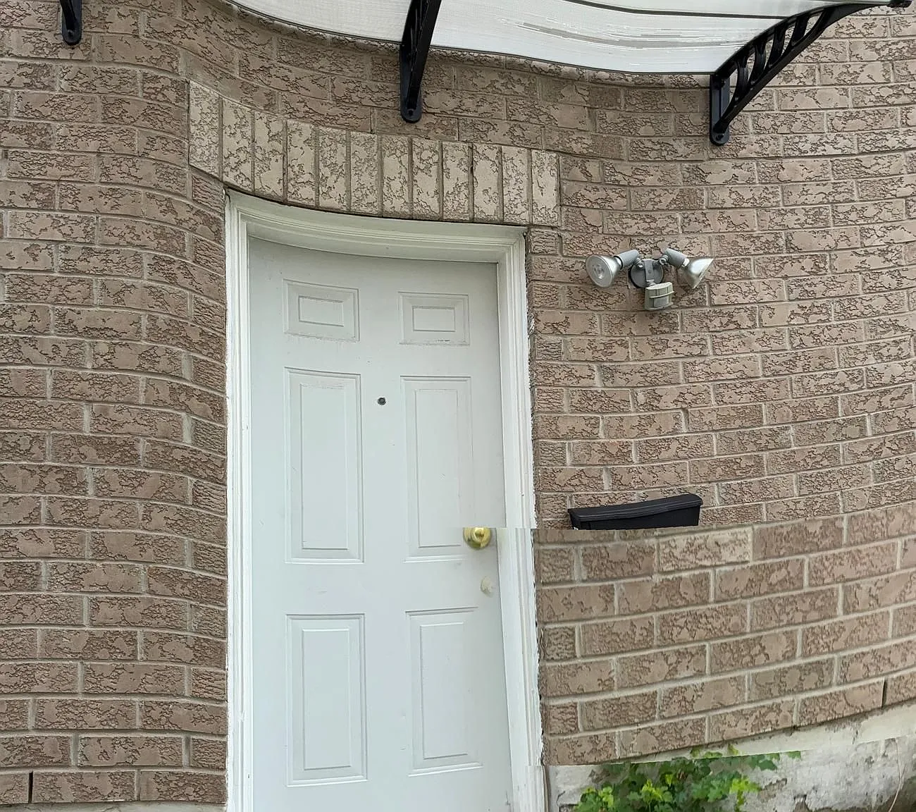 2 bed, $1,800 — Photo 1