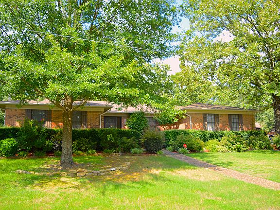 5th image of 1825 War Eagle Dr