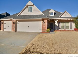 11716 S Umber St, Jenks, OK 74037