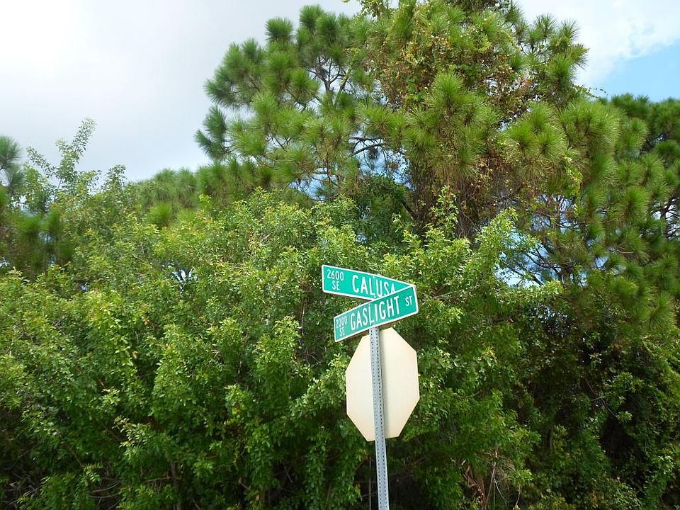1st image of 2617 SE Calusa Ave
