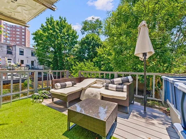 1118 Prospect Place image 7 of 18