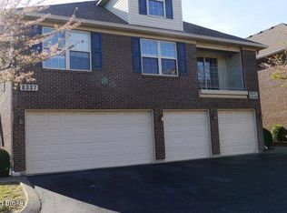 8341 Grand Trevi Dr, Louisville, KY 40228