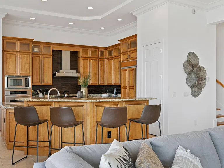 4130 Causeway Vista Dr — Photo 25