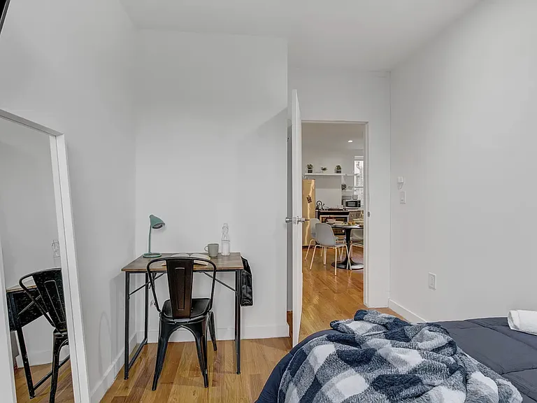 6147 Woodbine St #3L — Photo 7