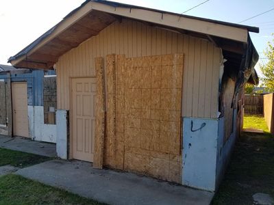 235 8th St, Orange Cove, CA, 93646