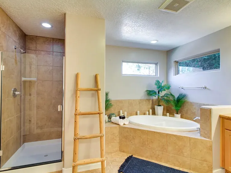 2327 Stieglitz Ave SE — Photo 24