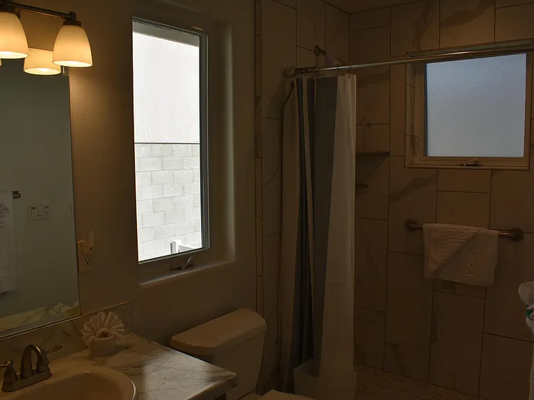 355 Hinds Ave — Photo 15