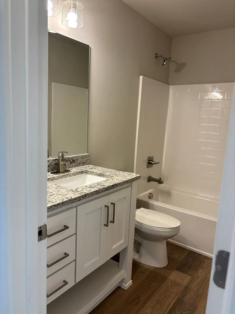 Brand New Duplex! — Photo 4