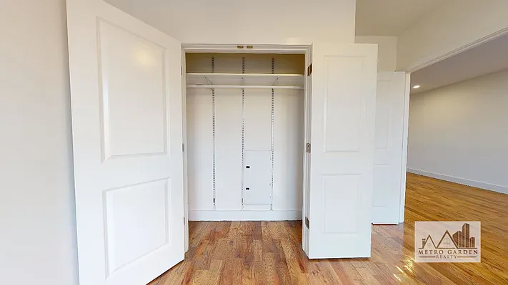 Rented by Metro Garden Realty NYC | media 34