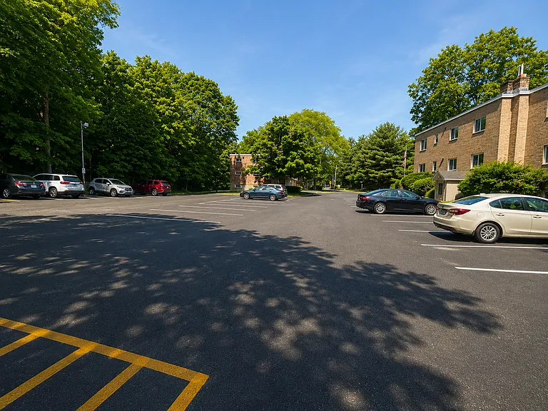 53 Lionel Ave #F — Photo 12