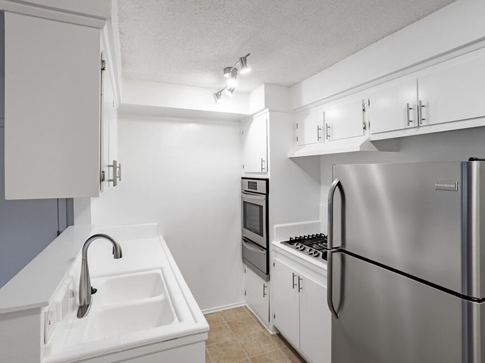 1st image of 11692 Chenault St #915e95f0b