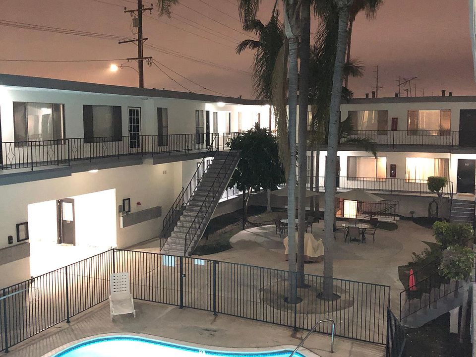1st image of 23611 Arlington Ave #B