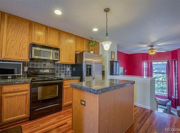 4th image of 2939 Central Park Blvd