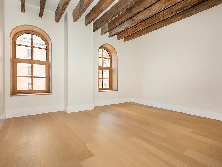 100 Vandam St #3C — Photo 3