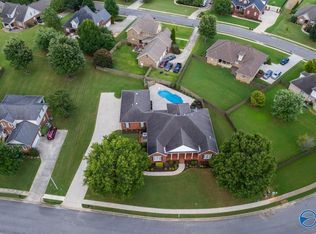 233 Lake Carmel Ct, Huntsville, AL 35811