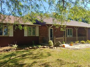 19608 McLouth Rd, Tonganoxie, KS 66086