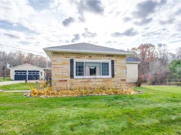 4943 Martin Dr SE, East Sparta, OH 44626