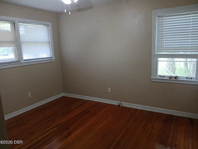 202 Tarragona Way — Photo 11