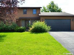 298 Crosby Ln, Rochester, NY 14612