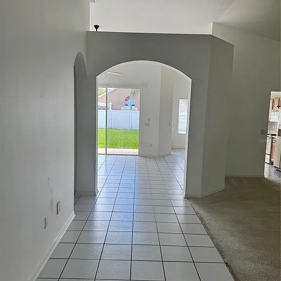 128 Westmoreland Cir — Photo 4