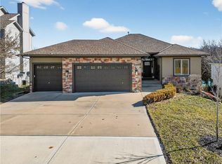 8315 Primrose St, De Soto, KS 66018