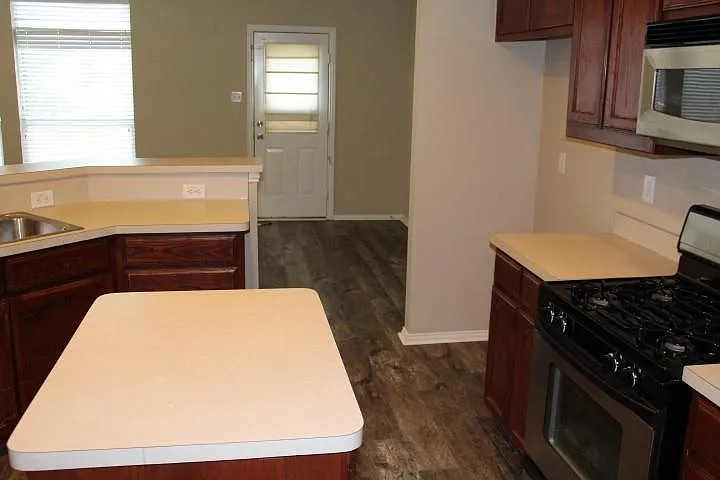 Picture 13