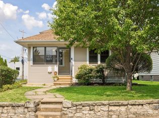 2043 Berkeley Ave, Saint Paul, MN 55105