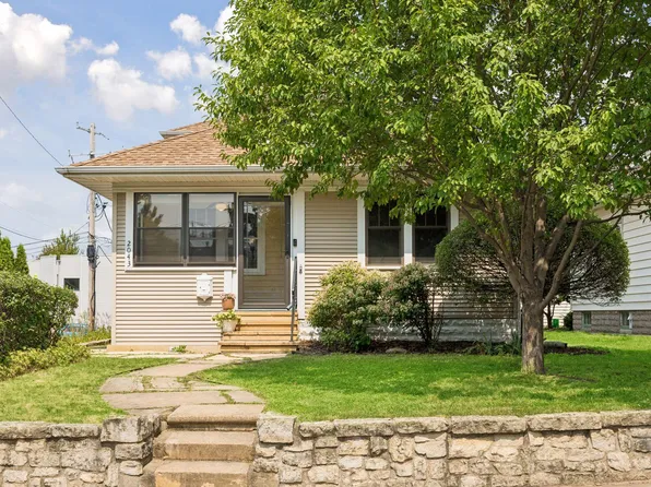 2043 Berkeley Ave, Saint Paul, MN 55105