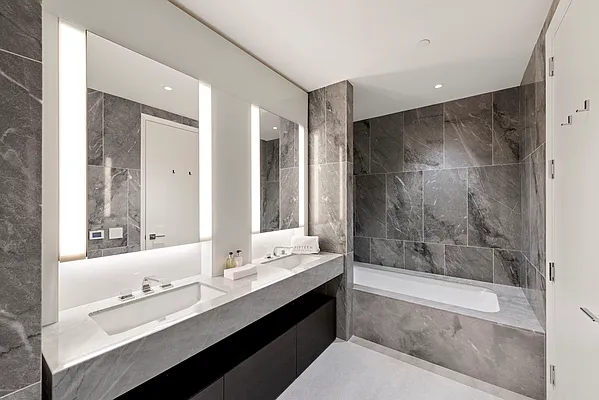 Rented by SERHANT. | media 1