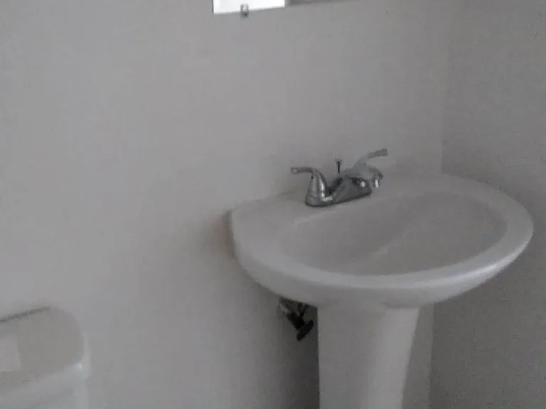 503-523 N Lanier - 517 — Photo 7