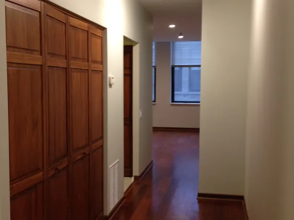 740 S Federal St APT 902, Chicago, IL 60605